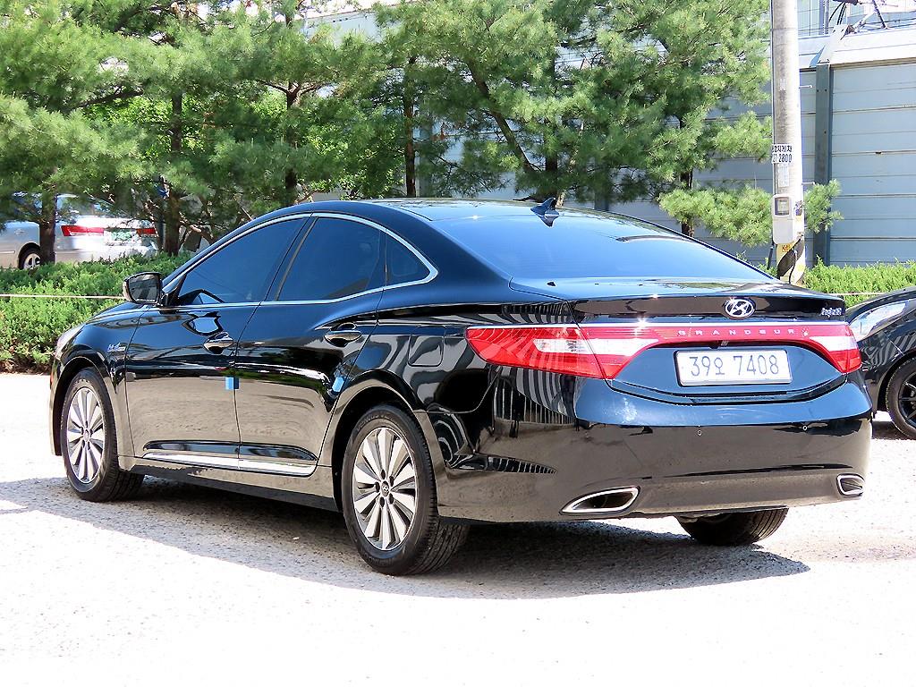 HYUNDAI Grandeur - Vista 3