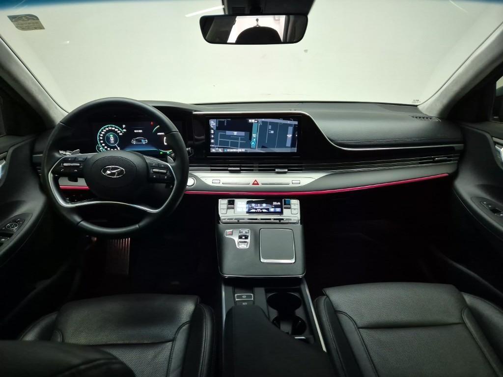 HYUNDAI Grandeur - Vista 7