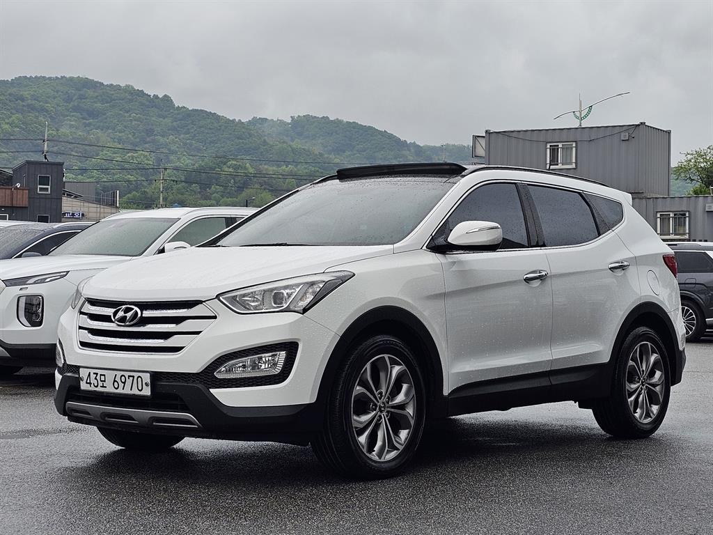 HYUNDAI Santa Fe 2013 Blanco - Importación desde Corea - HF Imports Iquique - Foto 1
