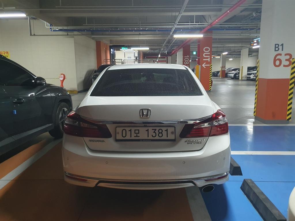 Honda Accord - Vista 4