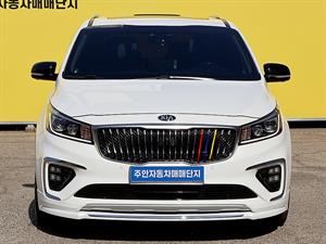 KIA Carnival - Vista 2