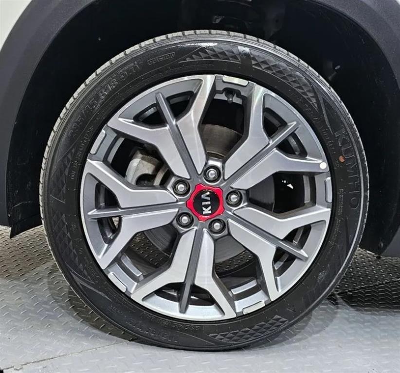 KIA Seltos - Vista 5