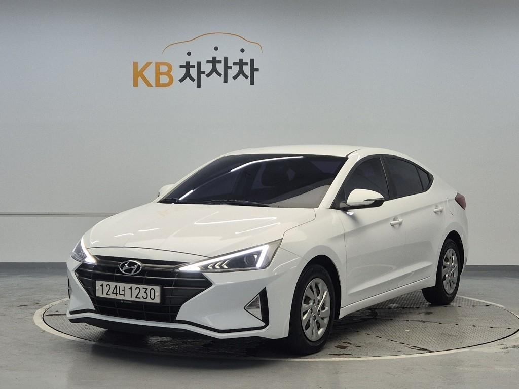 HYUNDAI Avante 2019 Blanco - Importación desde Corea - HF Imports Iquique - Foto 1