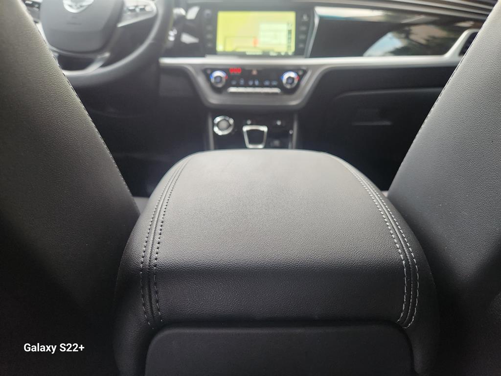 Ssangyong Korando - Vista 11