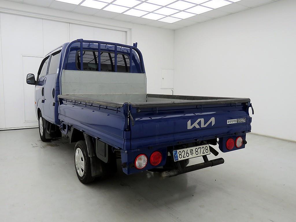 Small Truck Cargo (small) - Vista 3