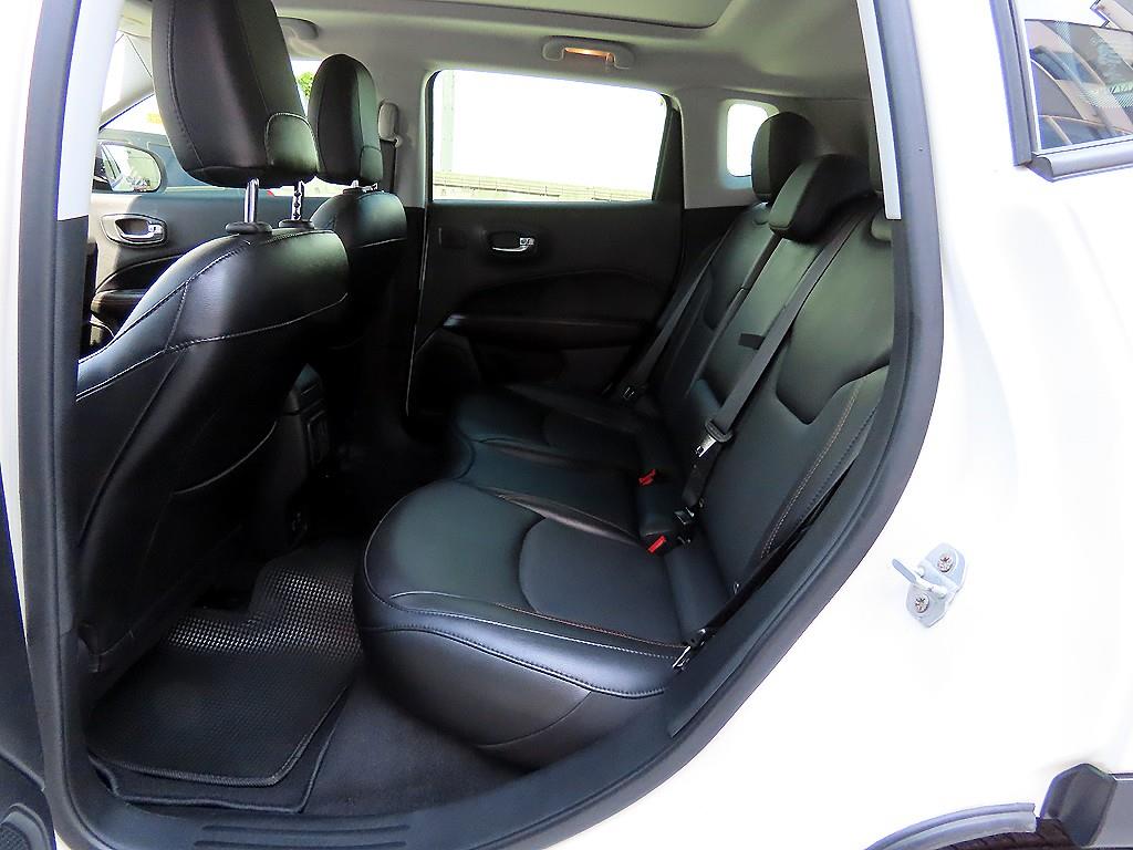 Jeep Compass - Vista 6