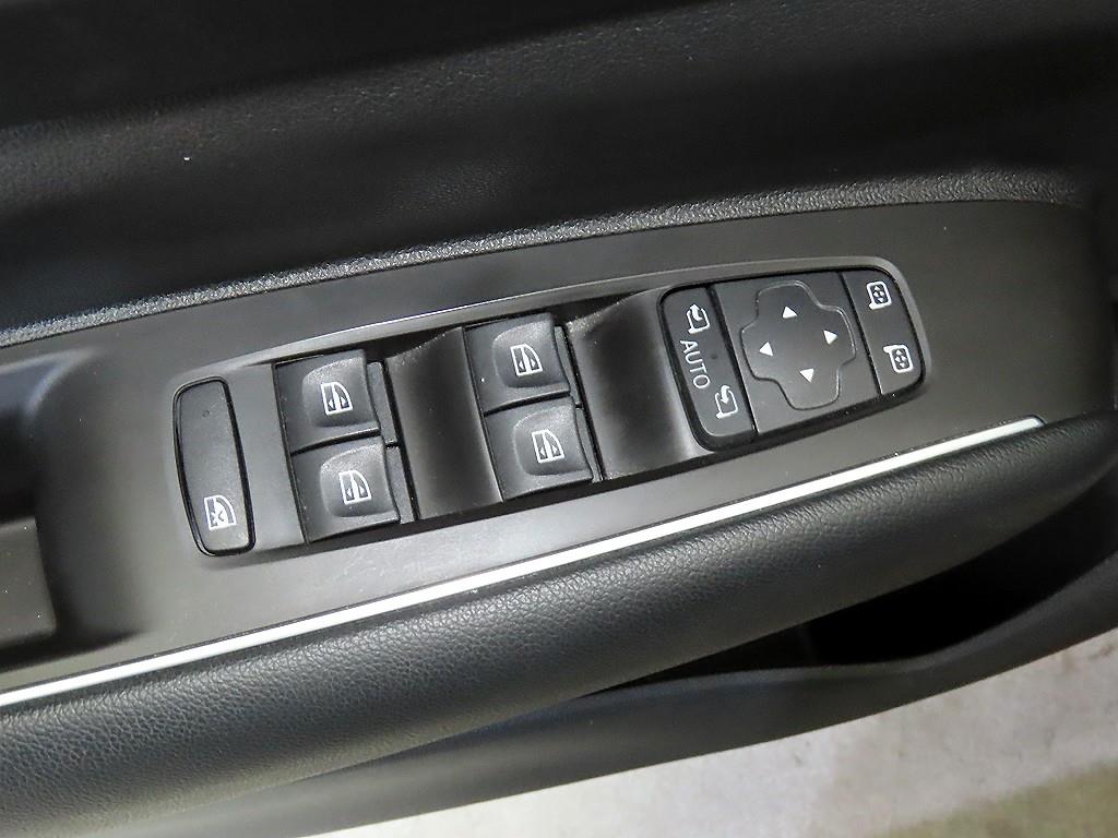 SAMSUNG QM6 2022 Blanco - Importación desde Corea - HF Imports Iquique - Foto 13