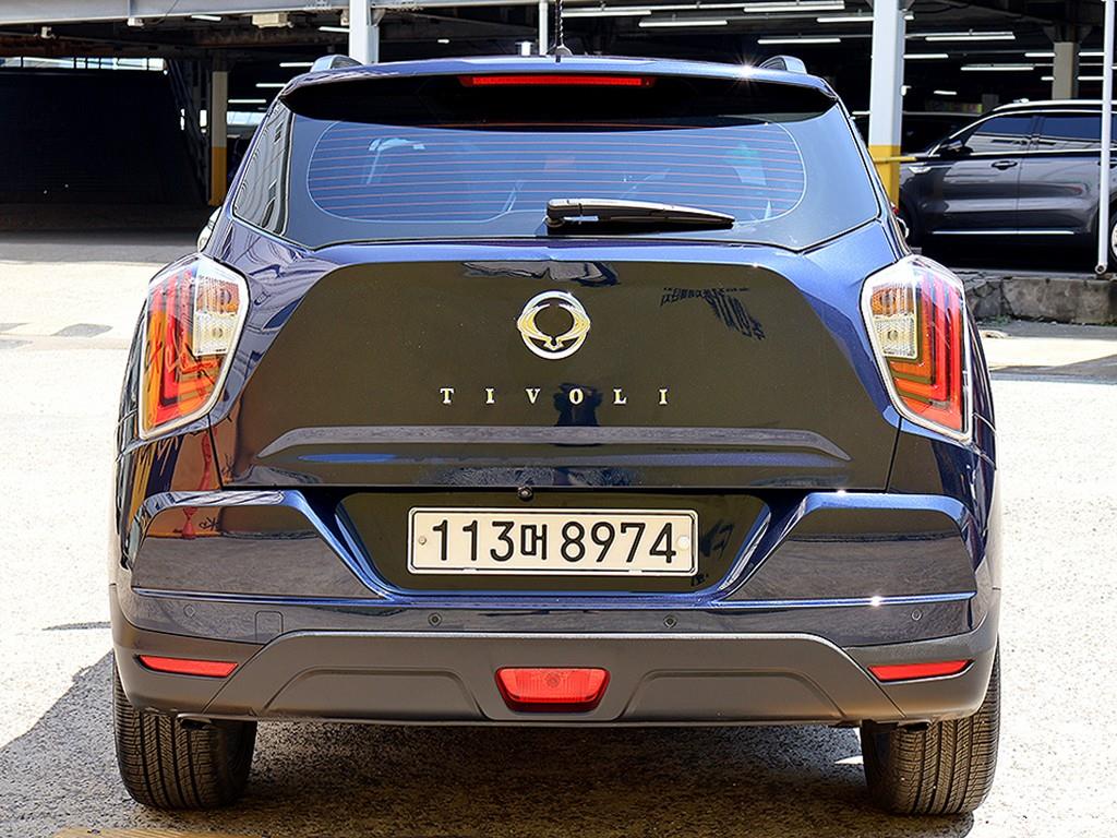 Ssangyong Tivoli - Vista 5