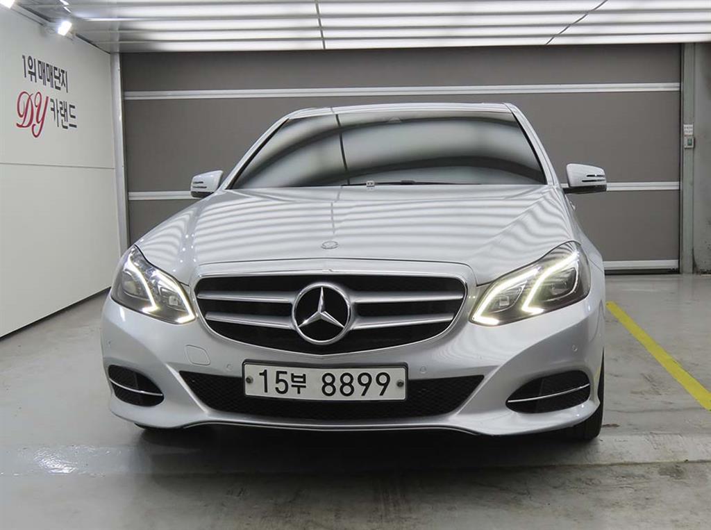 Mercedes Benz E class 2016 Plateado - Importación desde Corea - HF Imports Iquique - Foto 1
