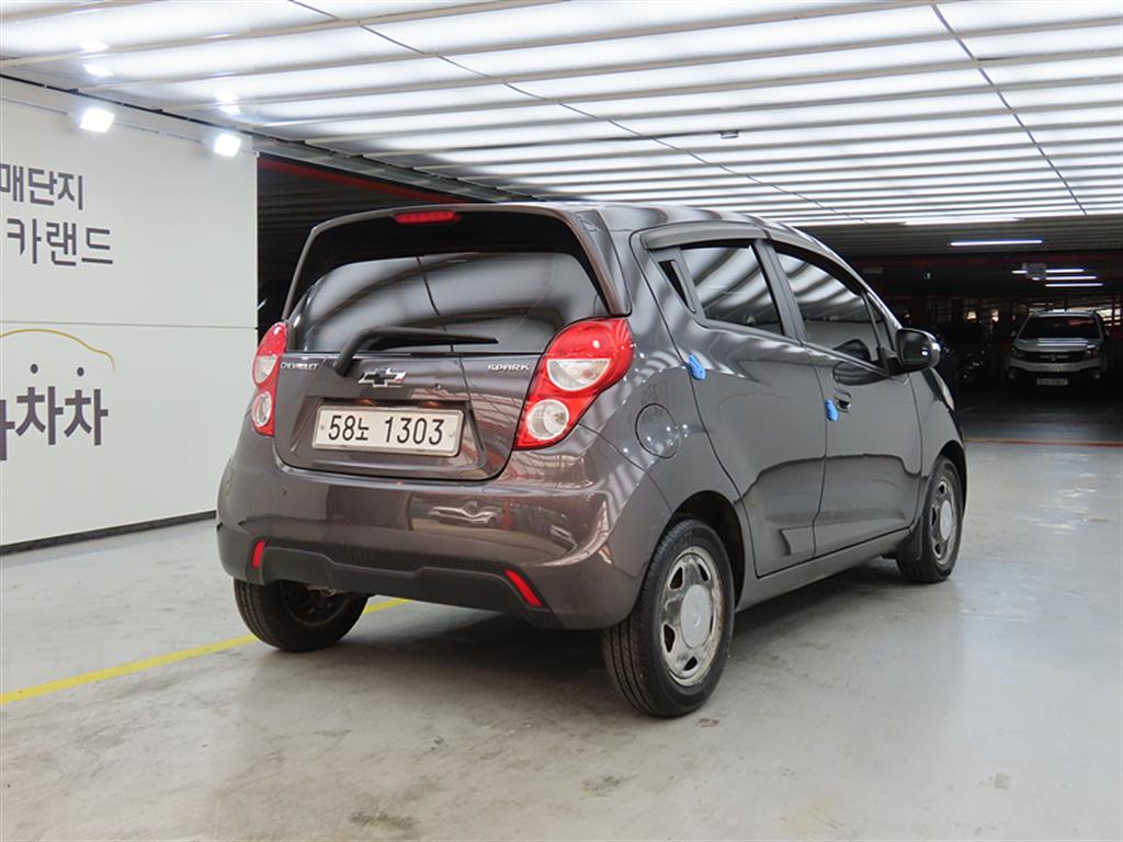Chevrolet Spark - Vista 4