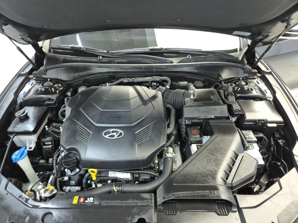 HYUNDAI Grandeur - Vista 5