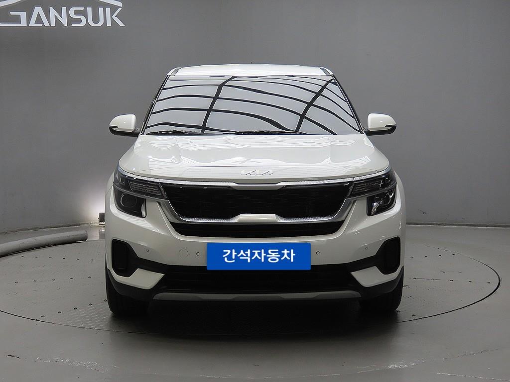 KIA Seltos - Vista 3