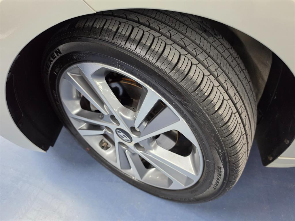 HYUNDAI Avante 2018 Blanco - Importación desde Corea - HF Imports Iquique - Foto 20