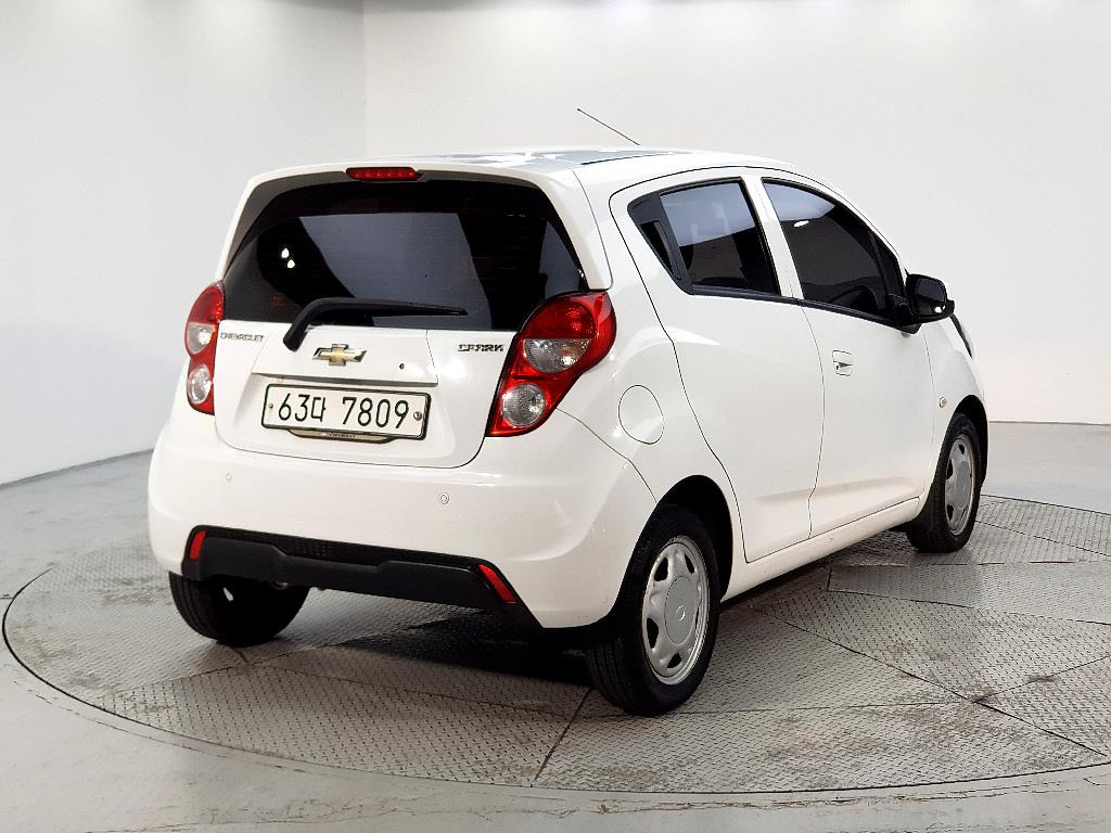 Chevrolet Spark - Vista 4