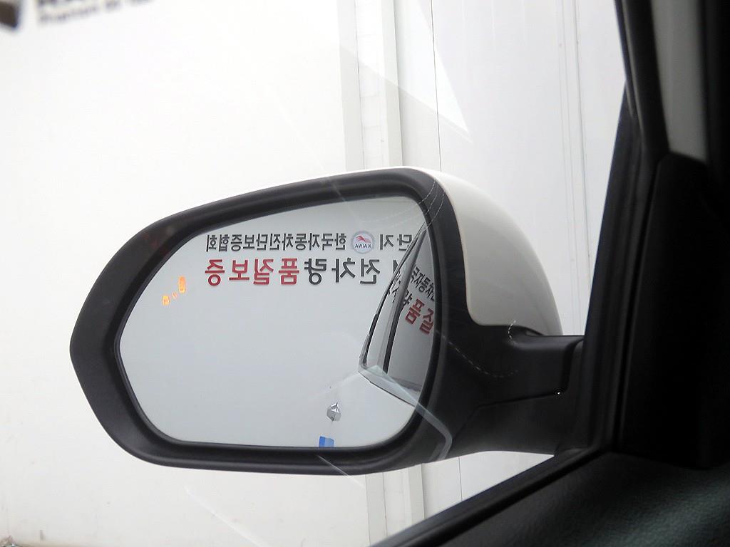 KIA Seltos - Vista 6