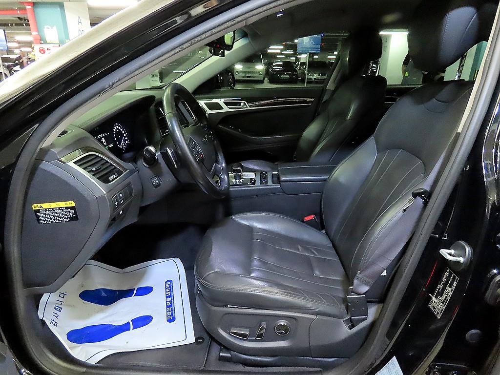 Genesis G80 - Vista 6