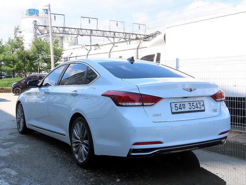 Genesis G80 - Vista 3