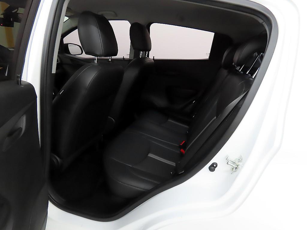 Chevrolet Spark - Vista 6