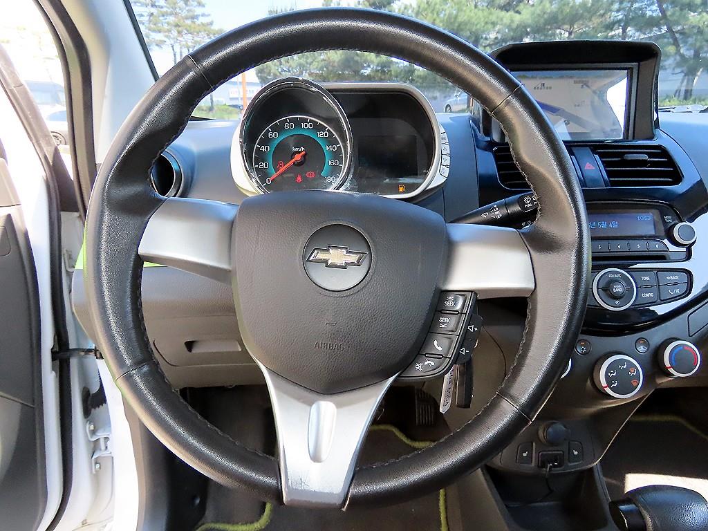 Chevrolet Spark - Vista 8