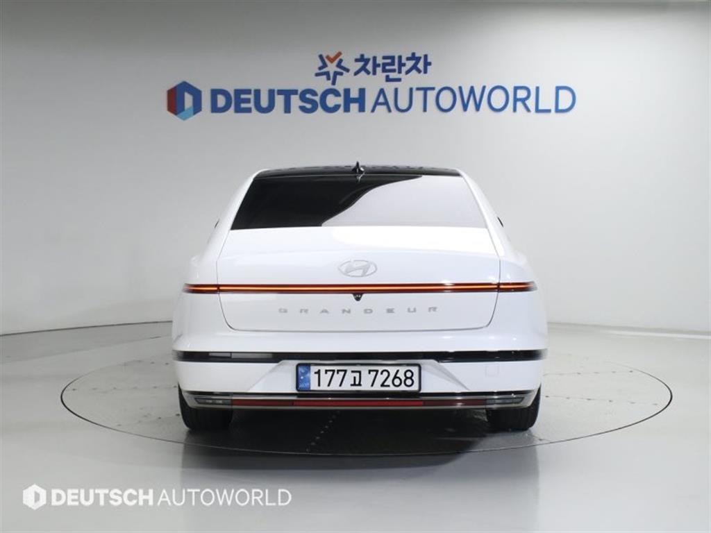 HYUNDAI Grandeur - Vista 4