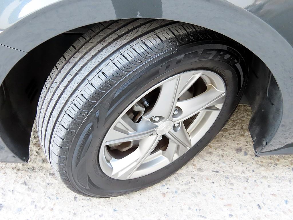 HYUNDAI Sonata 2020 Gris - Importación desde Corea - HF Imports Iquique - Foto 18