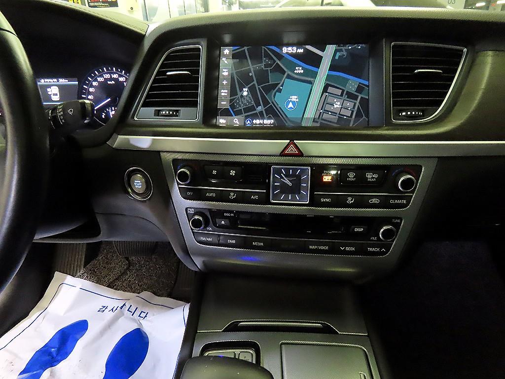 Genesis G80 - Vista 11