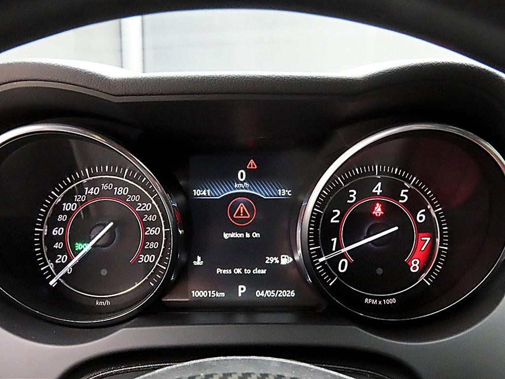 Jaguar F-TYPE - Vista 7