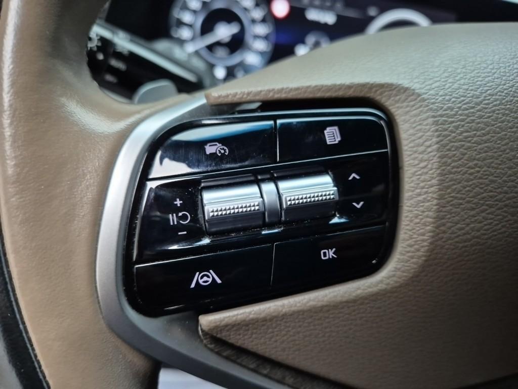 KIA K8 - Vista 11