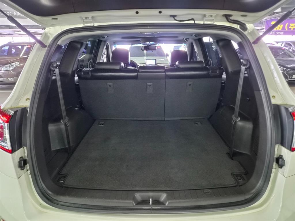 HYUNDAI Santa Fe - Vista 5