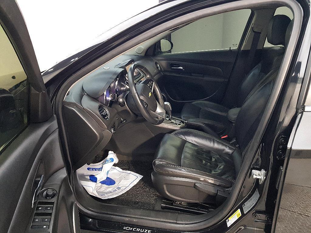 Chevrolet Cruise - Vista 8