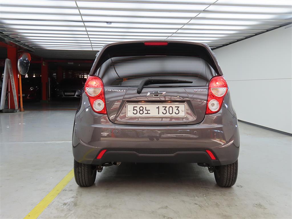 Chevrolet Spark - Vista 3