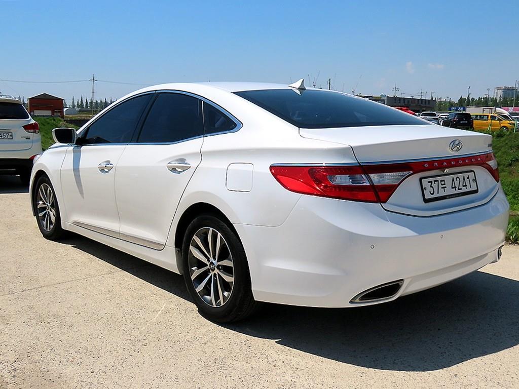HYUNDAI Grandeur - Vista 3
