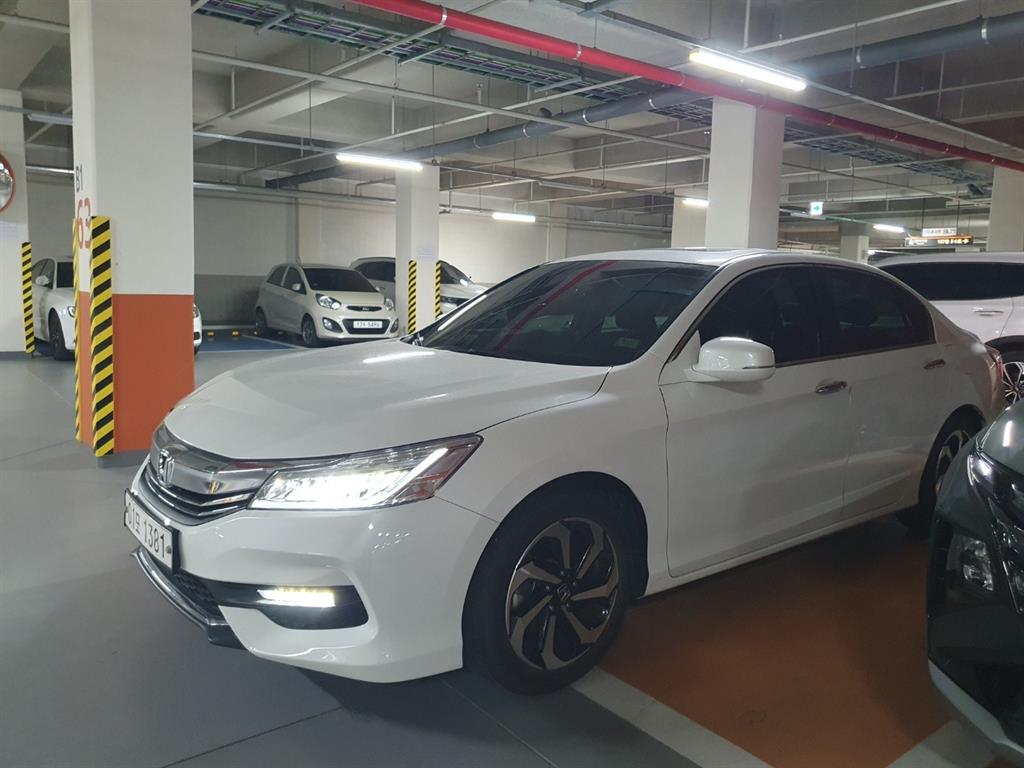Honda Accord 2017 Blanco - Importación desde Corea - HF Imports Iquique - Foto 1