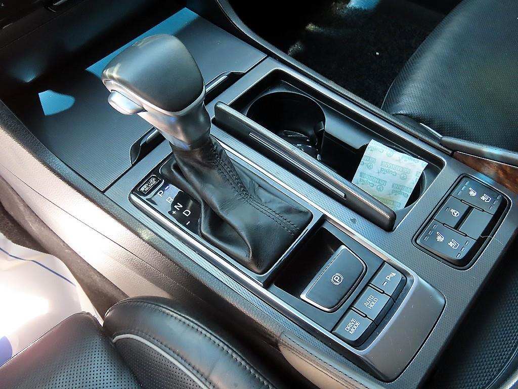 HYUNDAI Aslan - Vista 11