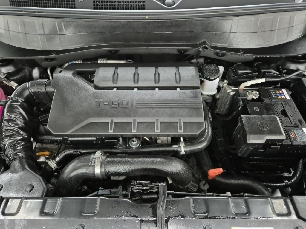 HYUNDAI Casper - Vista 5