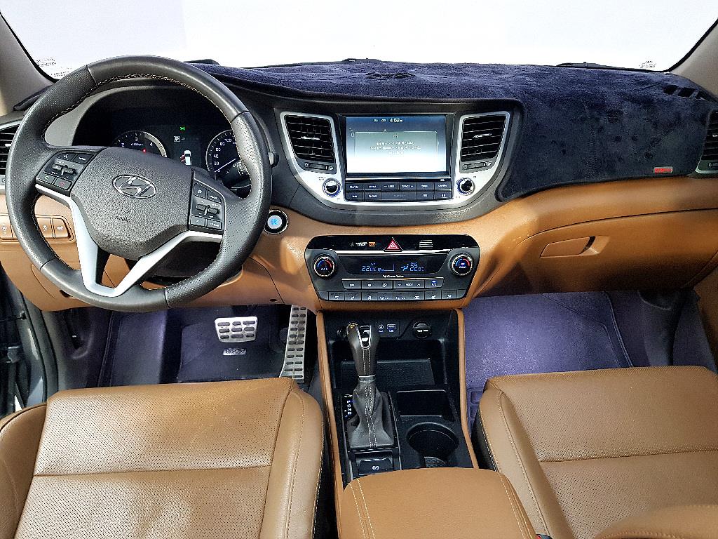 HYUNDAI Tucson - Vista 5