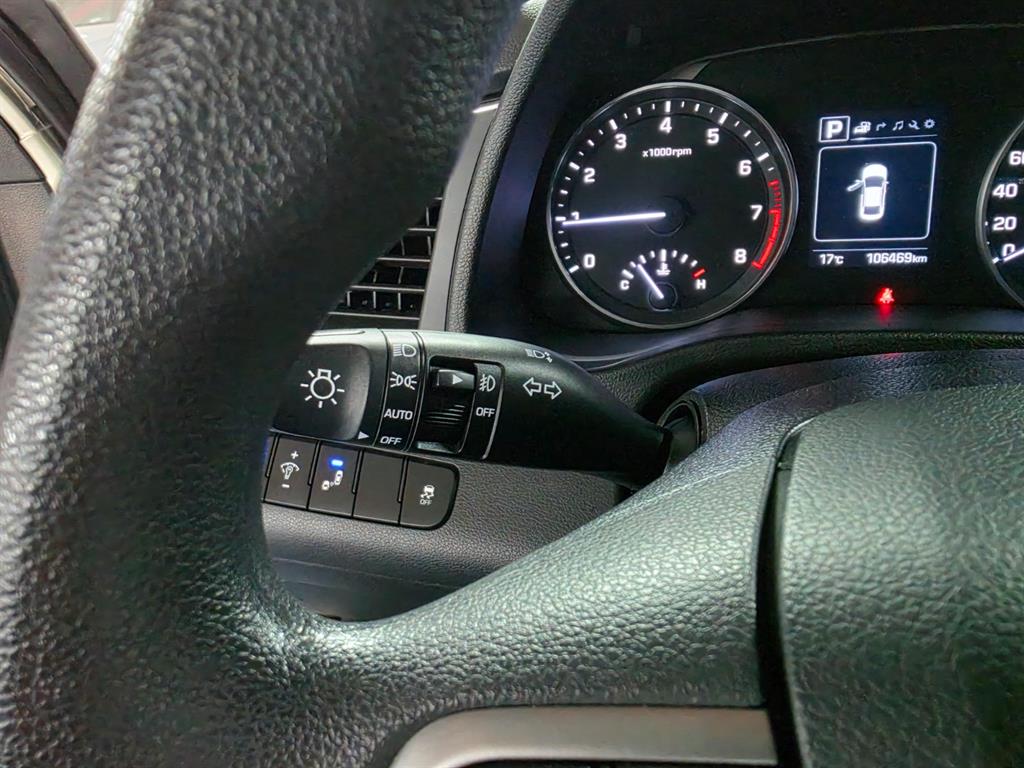 HYUNDAI Avante 2018 Blanco - Importación desde Corea - HF Imports Iquique - Foto 15