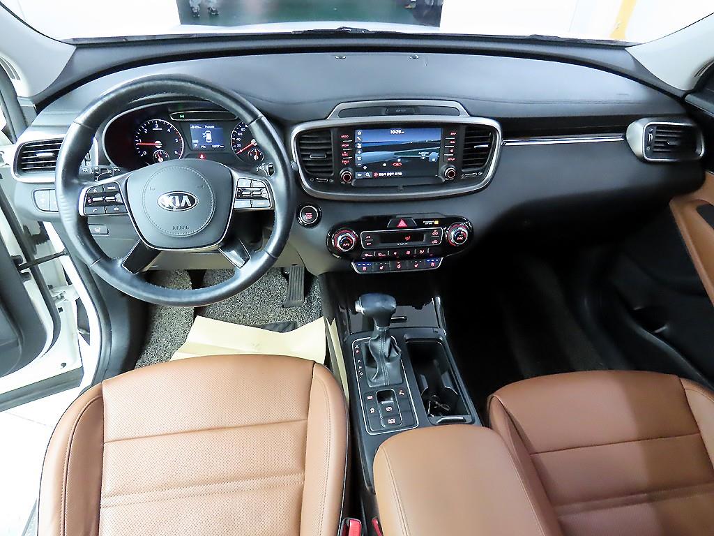 KIA Sorento - Vista 7
