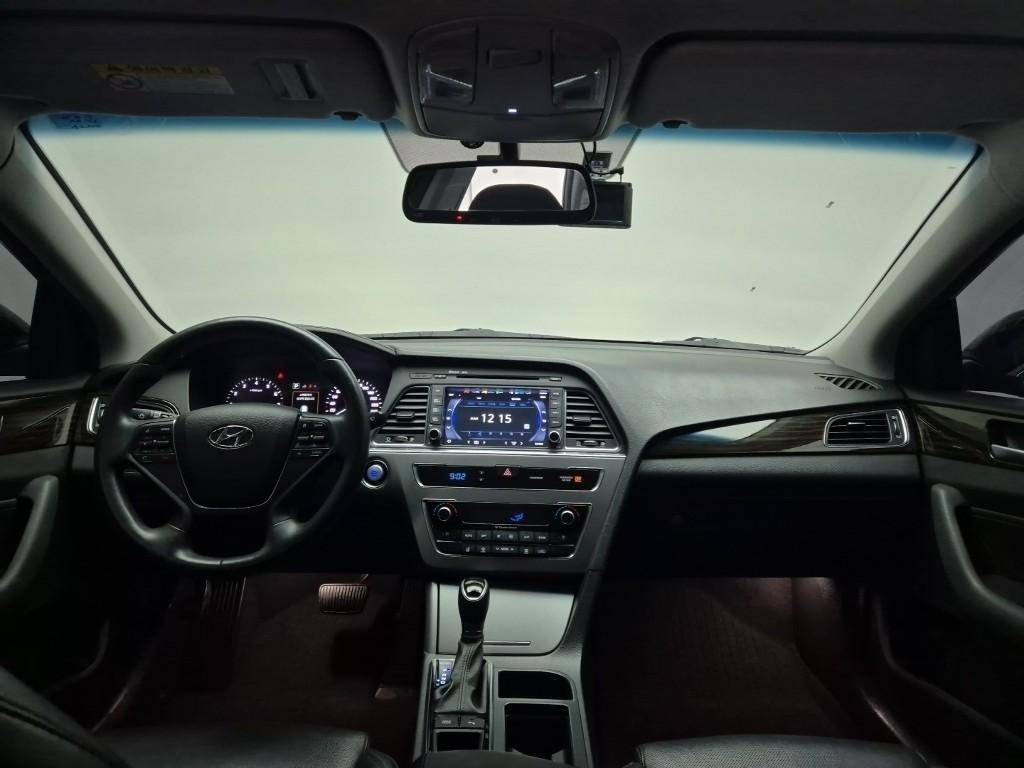 HYUNDAI Sonata - Vista 7