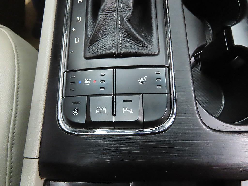 KIA Carnival 2016 Negro - Importación desde Corea - HF Imports Iquique - Foto 12