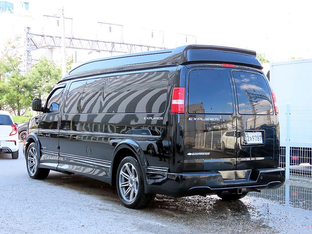 Chevrolet Express van - Vista 3