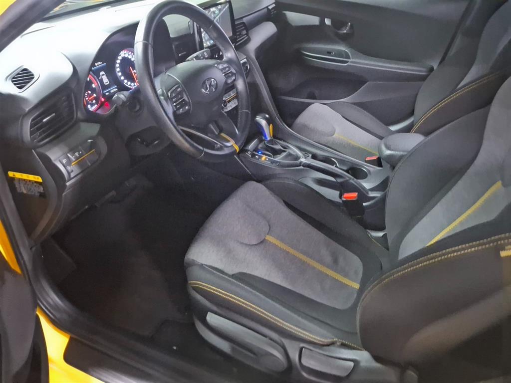 HYUNDAI Veloster - Vista 5
