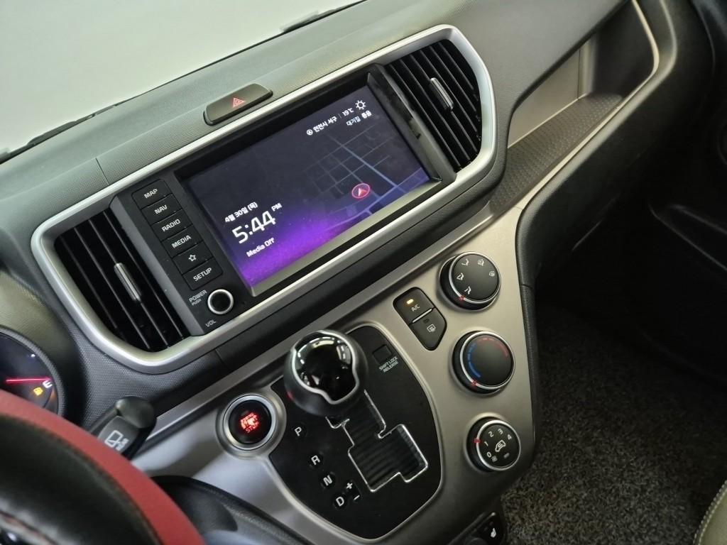 KIA Ray - Vista 8