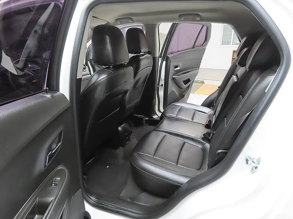 Chevrolet Trax 2016 Blanco - Importación desde Corea - HF Imports Iquique - Foto 9