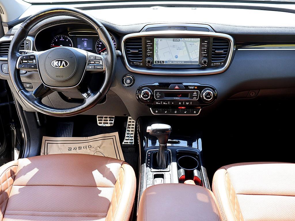 KIA Sorento - Vista 9