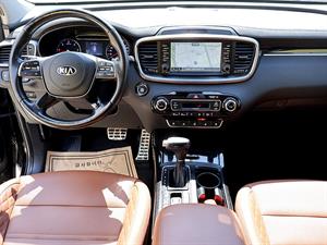 KIA Sorento - Vista 10