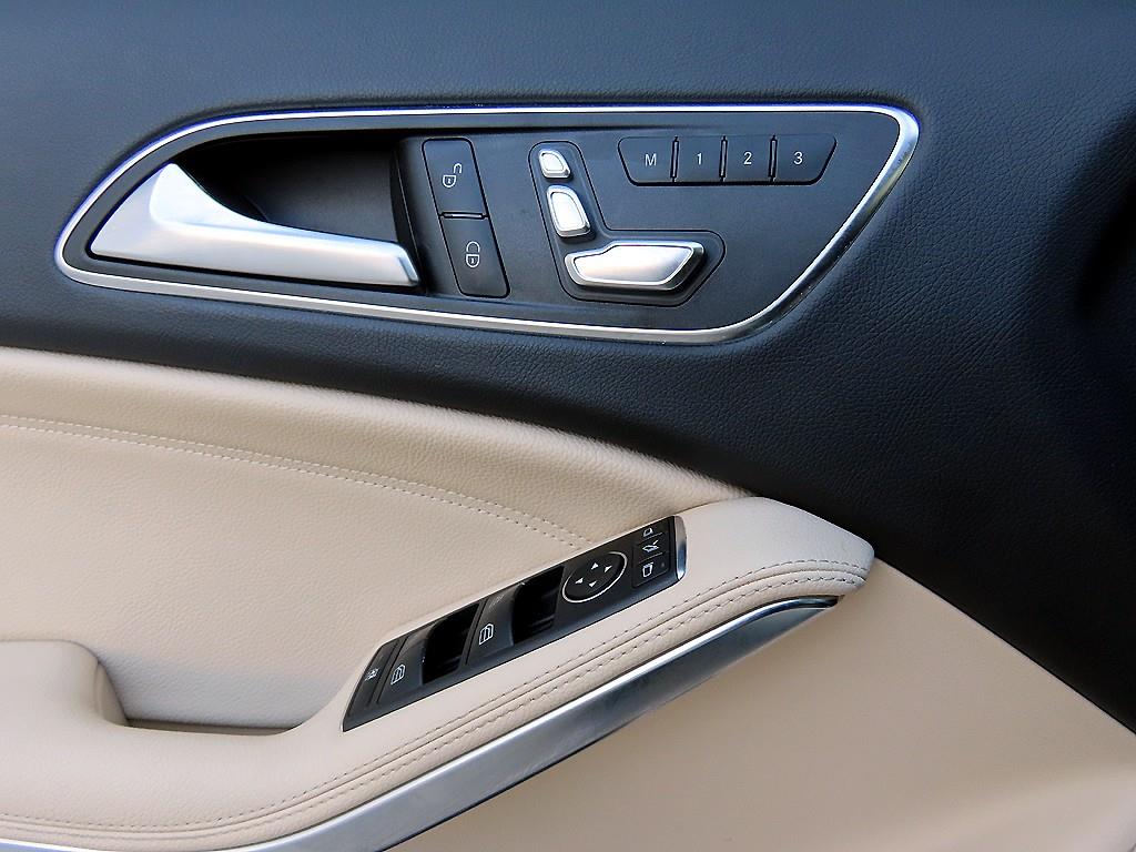 Mercedes Benz GLA Class - Vista 11