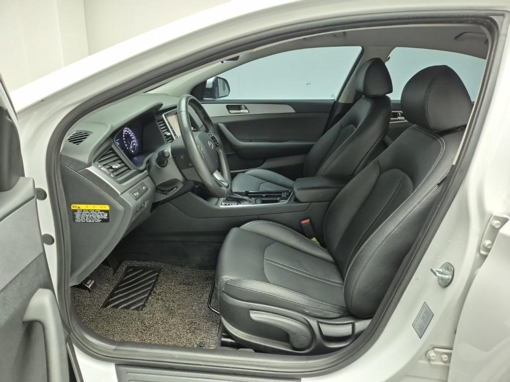 HYUNDAI Sonata - Vista 11
