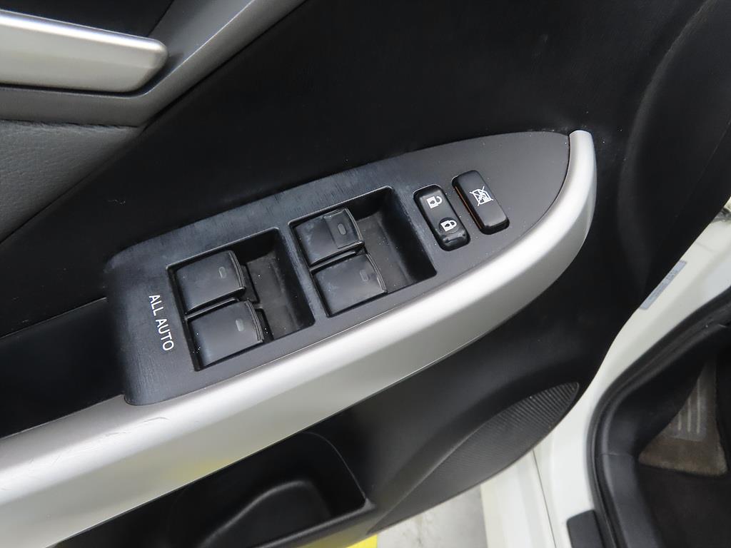 Toyota Prius 2014 Blanco - Importación desde Corea - HF Imports Iquique - Foto 15