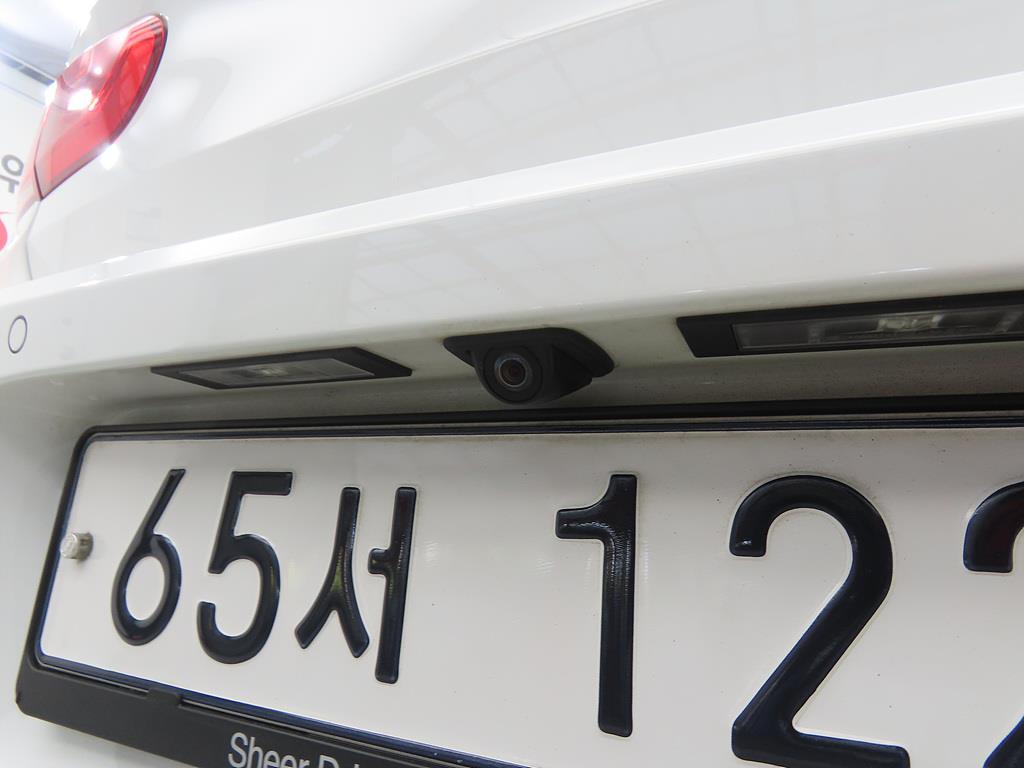 BMW 1 series 2019 Blanco - Importación desde Corea - HF Imports Iquique - Foto 17